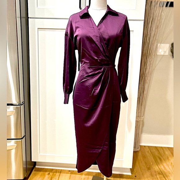 NWT Banana Republic Plum Color Side Ruched Dress - Picture 1 of 7